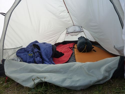Espace intérieur de la tente